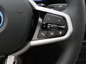 BMW i4 (2026) thumbnail 14