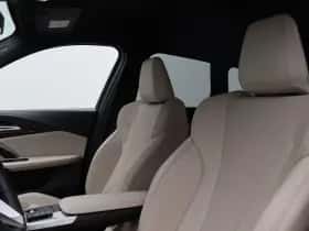 BMW X1 (2024) thumbnail 9