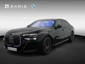 BMW i7 (2025) thumbnail 1