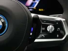 BMW i7 (2025) thumbnail 23