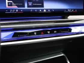 BMW i7 (2025) thumbnail 25
