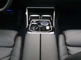 BMW i7 (2025) thumbnail 37