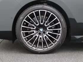 BMW i7 (2025) thumbnail 8