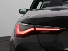 BMW M4 (2022) thumbnail 12