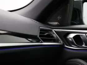 BMW M4 (2022) thumbnail 24