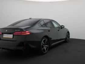 BMW i5 (2025) thumbnail 2