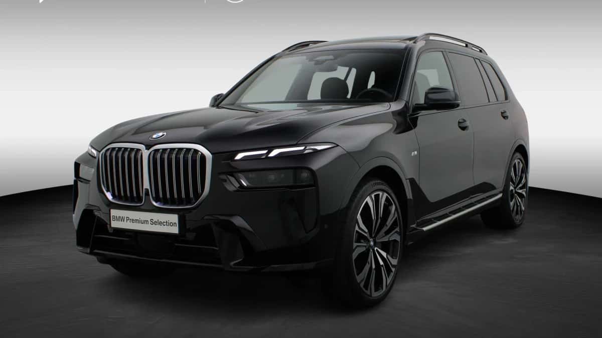 BMW X7 (2025) — foto 1