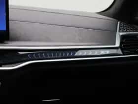 BMW X7 (2025) thumbnail 44