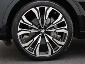 BMW X7 (2025) thumbnail 8