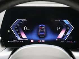 BMW X1 (2023) thumbnail 16