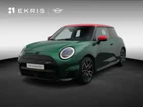 MINI Cooper (2024) thumbnail 1