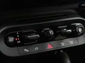 MINI Cooper (2024) thumbnail 19