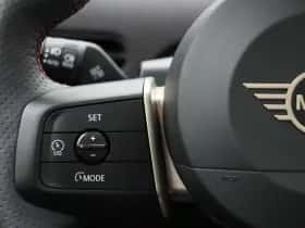 MINI Cooper (2024) thumbnail 27