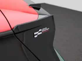 MINI Cooper (2024) thumbnail 9
