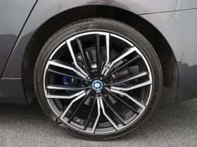 BMW 5-Serie (2023) thumbnail 8