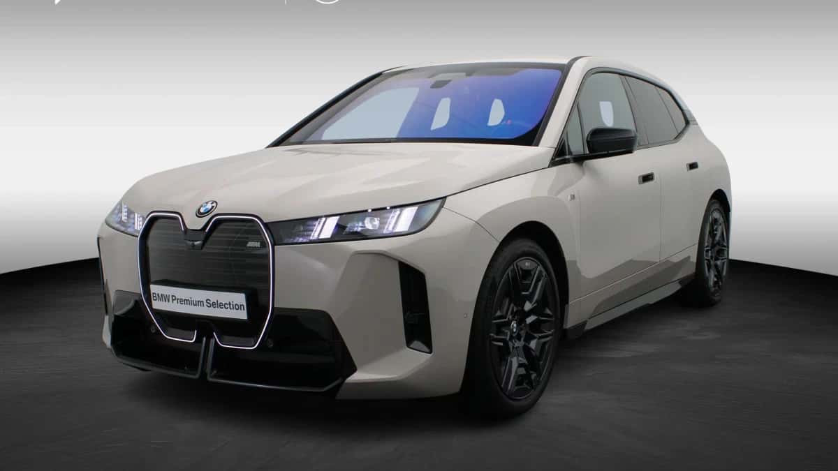 BMW iX (2025) — foto 1
