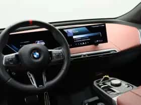BMW iX (2025) thumbnail 12