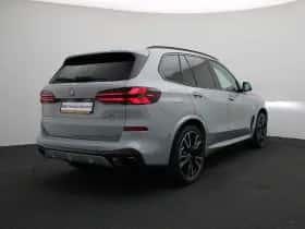 BMW X5 (2023) thumbnail 2