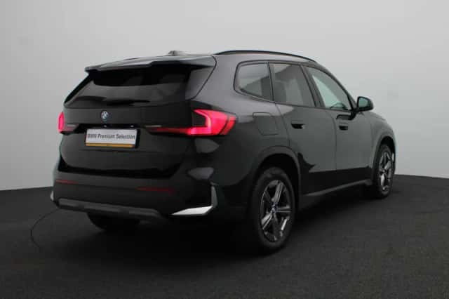 BMW X1 (2023) thumbnail 2