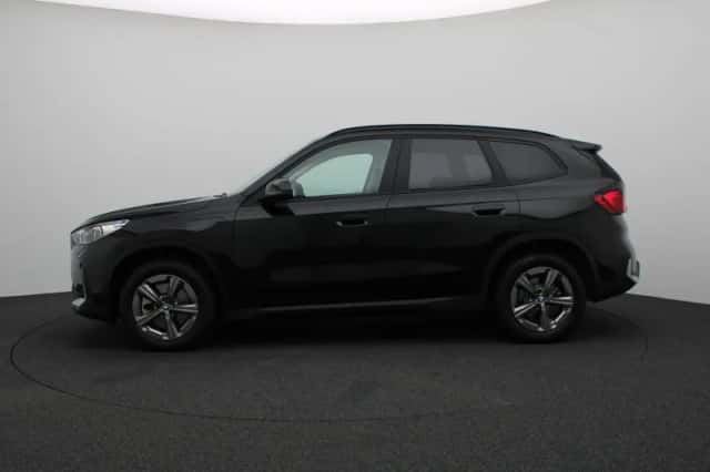 BMW X1 (2023) thumbnail 4