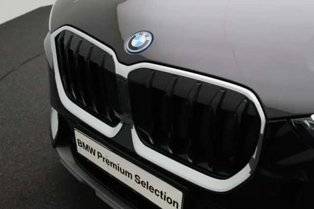 BMW X1 (2023) thumbnail 6