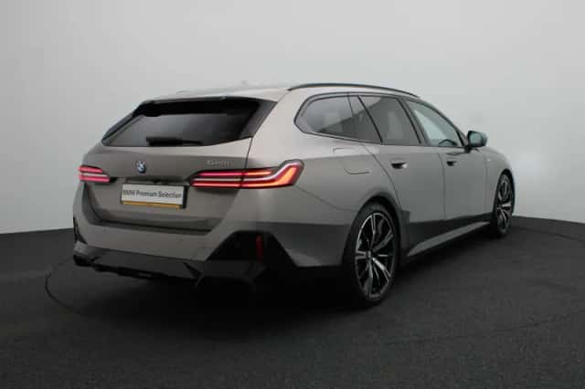 BMW 5-Serie (2025) thumbnail 2