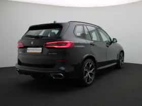 BMW X5 (2020) thumbnail 2