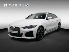 BMW i4 (2024) thumbnail 1