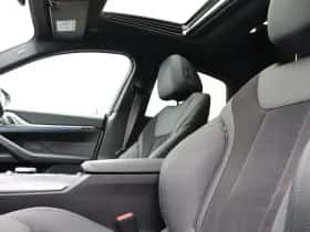 BMW i4 (2024) thumbnail 14