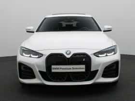 BMW i4 (2024) thumbnail 3