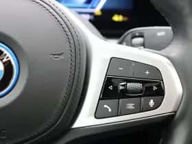 BMW i4 (2024) thumbnail 24