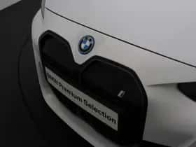 BMW i4 (2024) thumbnail 6