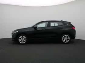 BMW X2 (2021) thumbnail 4