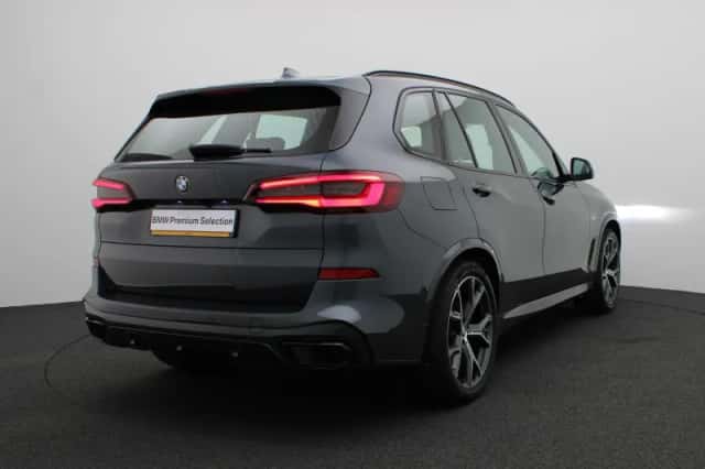 BMW X5 (2021) thumbnail 2