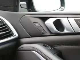 BMW X5 (2021) thumbnail 26