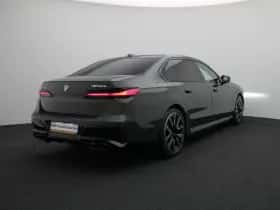 BMW 7-Serie (2025) thumbnail 2