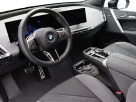 BMW iX (2025) thumbnail 11