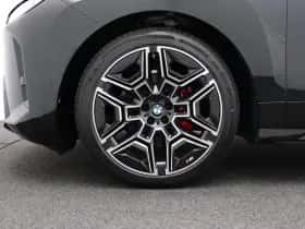 BMW iX (2025) thumbnail 8