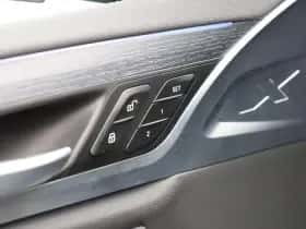 BMW iX3 (2024) thumbnail 13