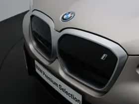 BMW iX3 (2024) thumbnail 6