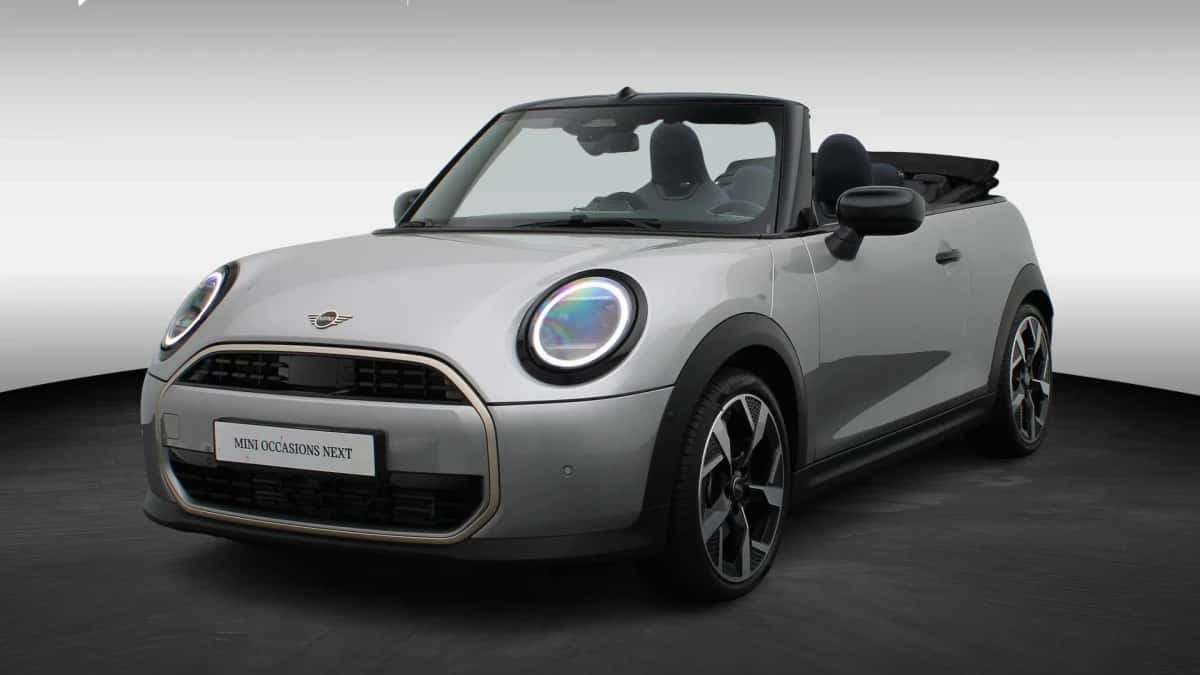 MINI Cabrio (2025) — foto 1