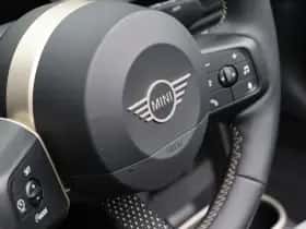 MINI Cabrio (2025) thumbnail 12