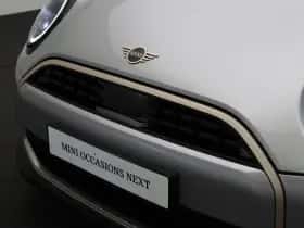 MINI Cabrio (2025) thumbnail 6