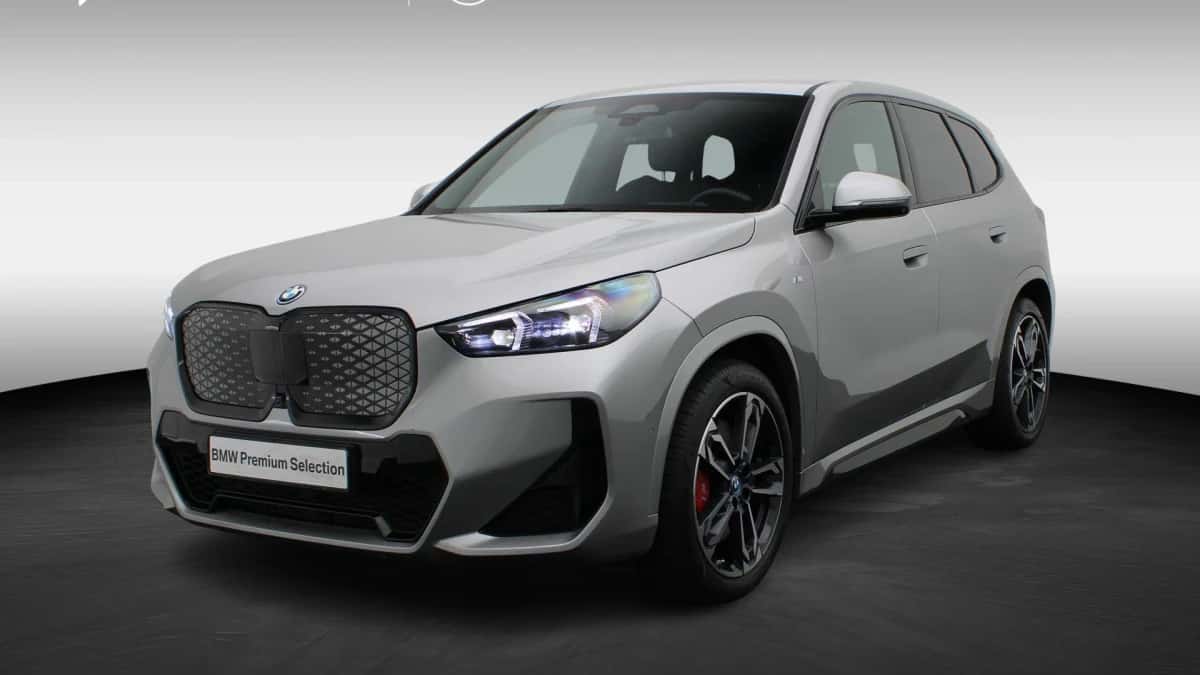 BMW iX1 (2025) — foto 1