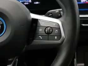 BMW iX1 (2025) thumbnail 15