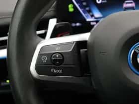 BMW iX1 (2025) thumbnail 16