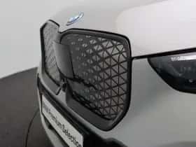BMW iX1 (2025) thumbnail 8