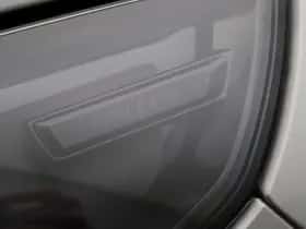 BMW iX1 (2025) thumbnail 9