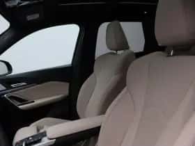 BMW X1 (2024) thumbnail 11