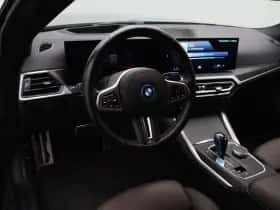 BMW i4 (2022) thumbnail 13